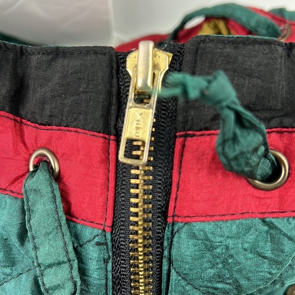 Vintage Nuggets gold  & red windbreaker size large - Picture 7 of 10